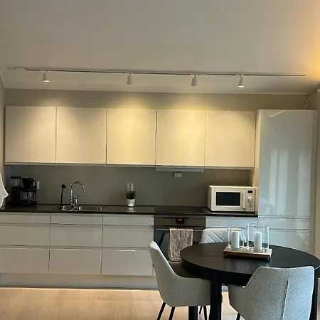 Appartement Modern Right In The Center With A Large Terrace *